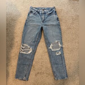 American Eagle Outfitters Light Blue Distressed Mom Jeans